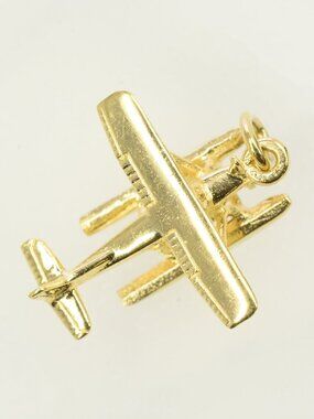 10k Plane Pendant
